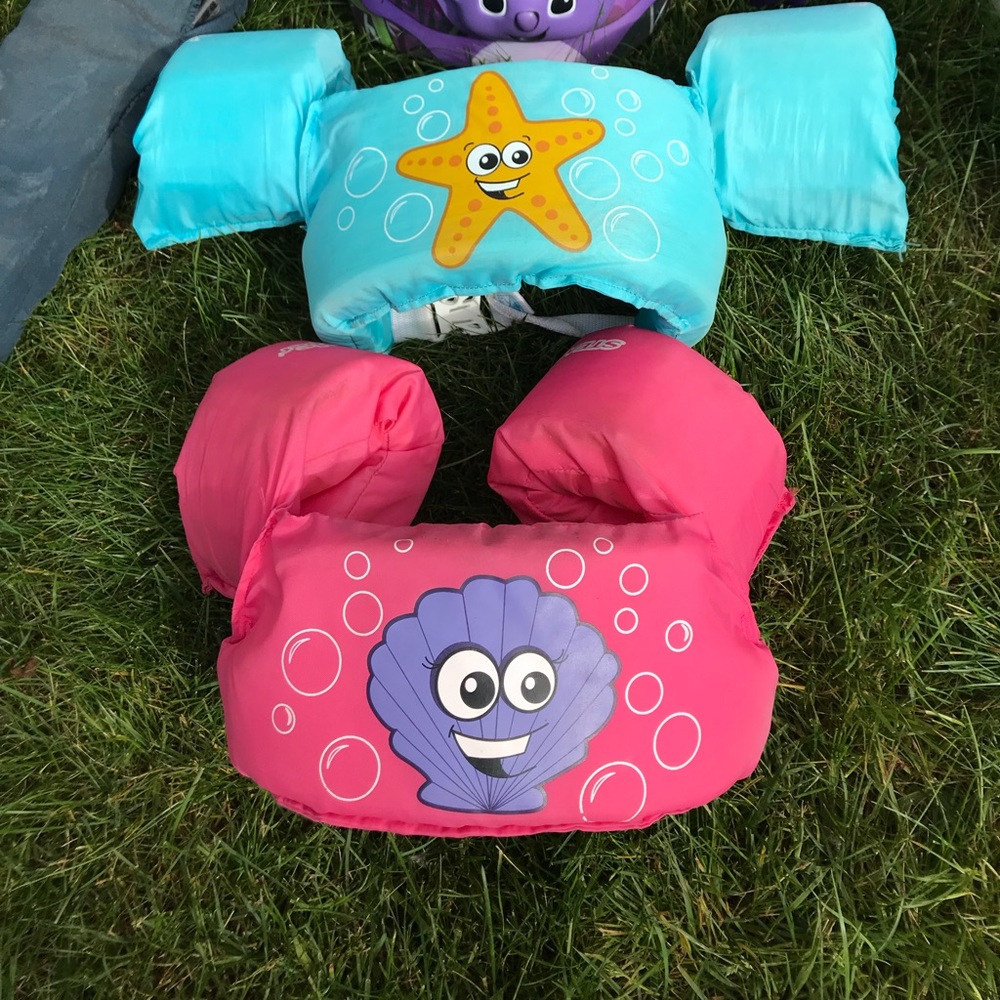 2 puddle jumpers